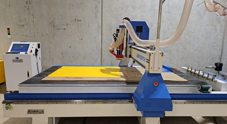 CNC Router Cutting